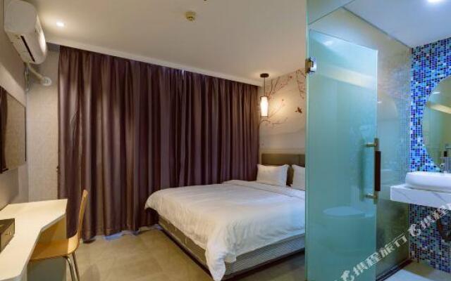 Pai Hotel Panyu Wildlife Park World,Dashi Subway Station