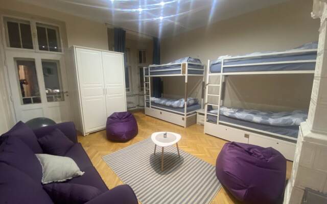 FG Boutique Hostel