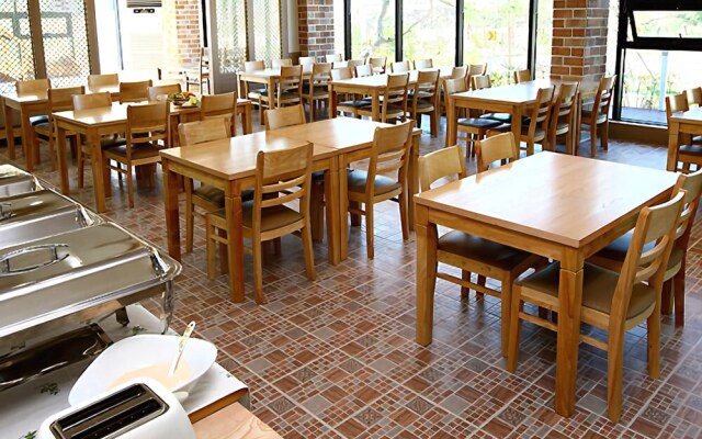 Gyeongju Hellomellow Pension