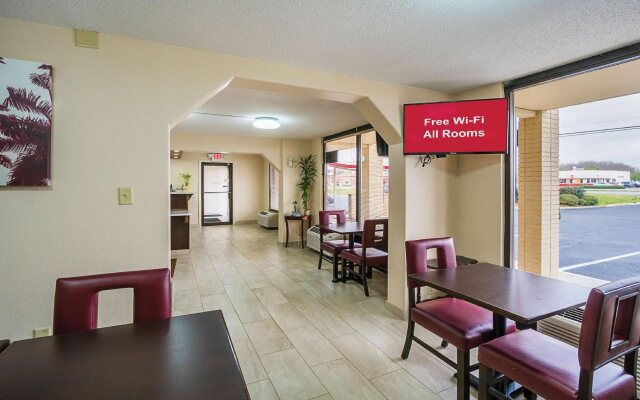 Red Roof Inn PLUS+ Huntsville - Madison