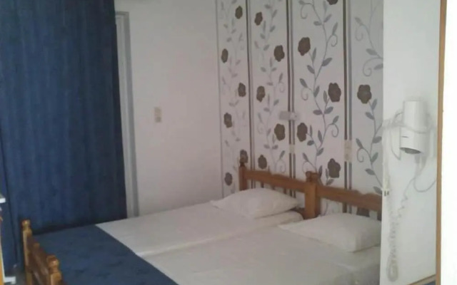 Christina Studios