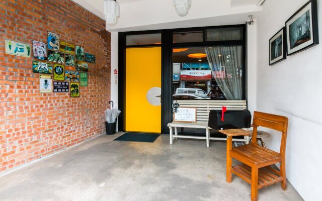 Apartment 321