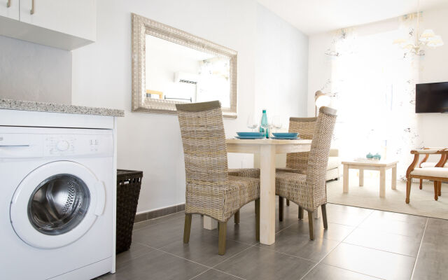 Holidays 2 Malaga Charming Apartments