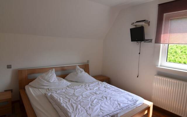 Spacious Apartment in Niederlandenbeck With Sauna