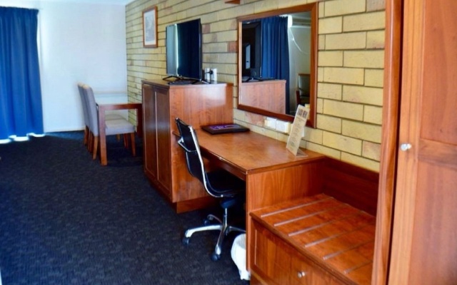 The Western Heritage Motor Inn – Guest Rooms – Moranbah