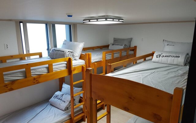 24 Guesthouse Suncheon