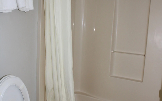 Savannah Inn Savannah I-95 North