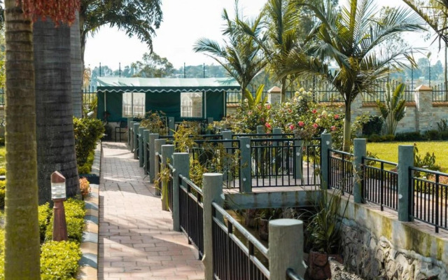 Silverback Hotel