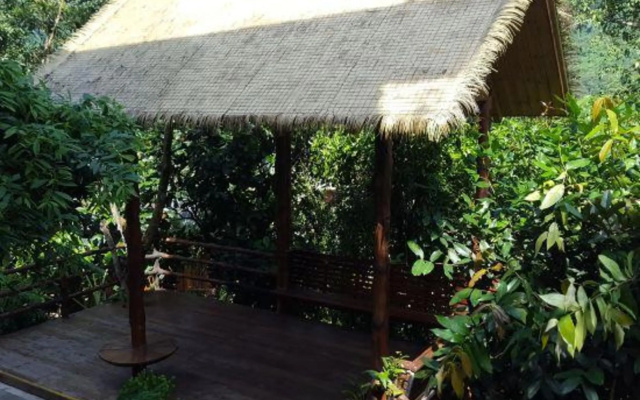 Binglangbolong gu Inn – Outside – Baoting