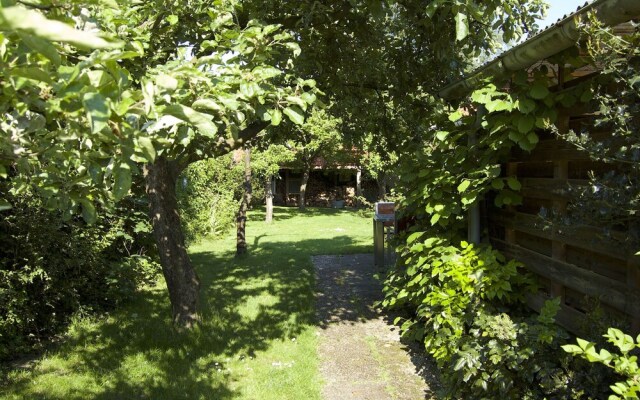 Enticing Holiday Home in Ruurlo with Garden