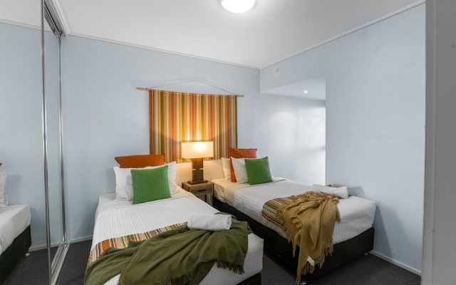 African Escape on Level 38 – Guest Rooms – Brisbane