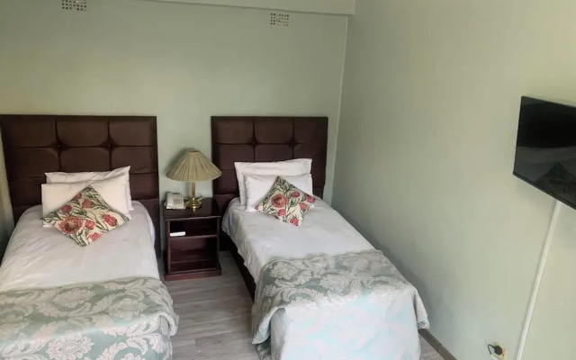 Brondesbury Park Hotel