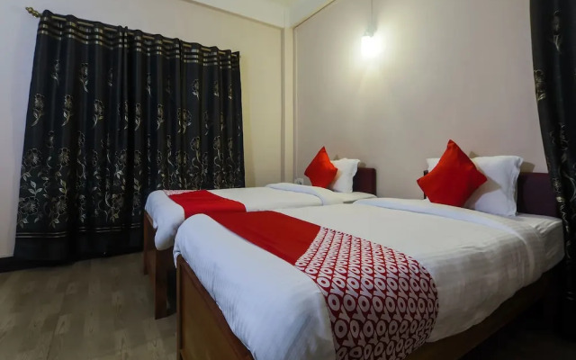 Oyo 22570 Amenity Guest House