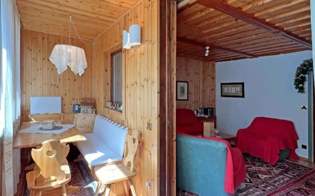 Cozy Apartment With Beautiful Mountain View