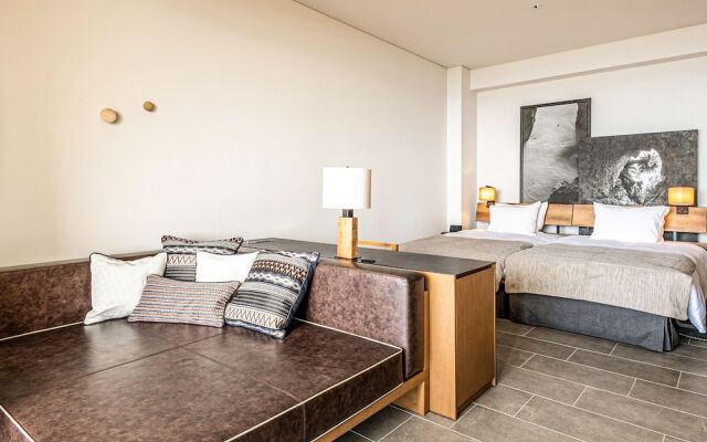 One Suite THE GRAND