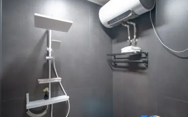 Half Mountain ·Cloud Pavilion