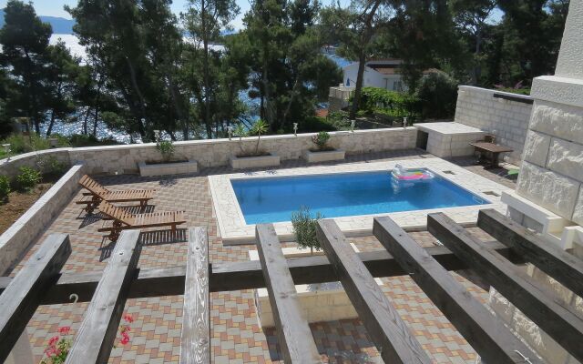 Holiday house Sandra - with swimming pool Lumbarda, Island Korcula