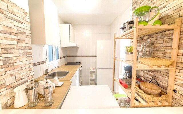 Apartment With 2 Bedrooms in Benalmádena, With Wonderful Mountain View