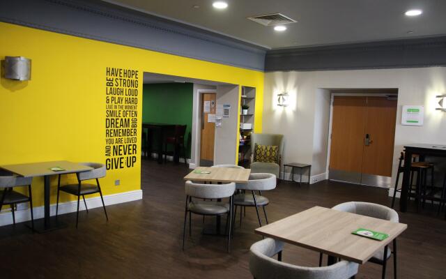 Holiday Inn Kenilworth - Warwick by IHG