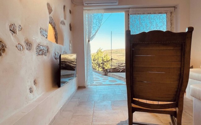 Travellers And Hikers Delight 2, Next To Sougia