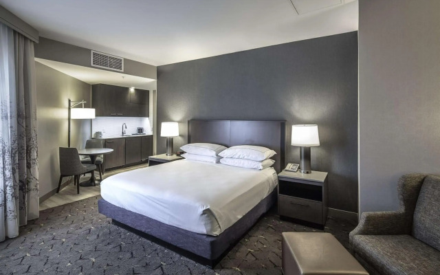 DoubleTree by Hilton Hotel Modesto