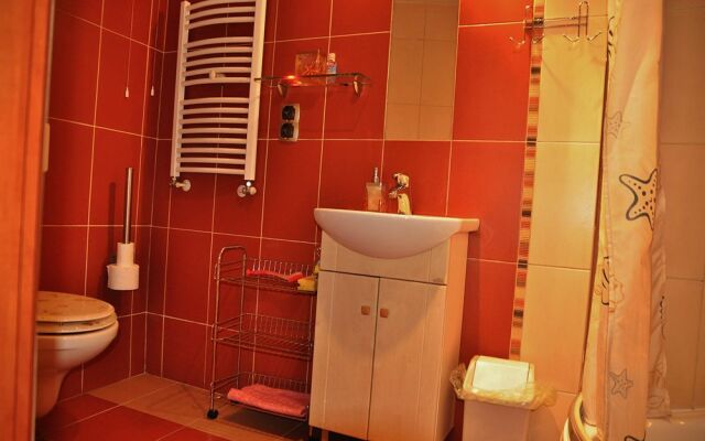 Rainbow Apartments 2