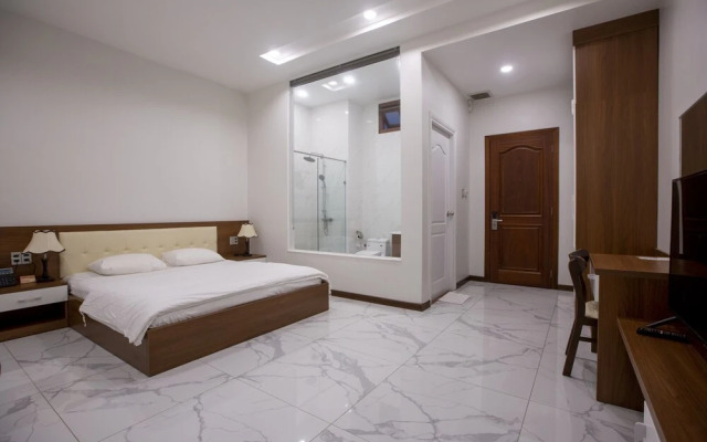 Hoang Hung Hotel