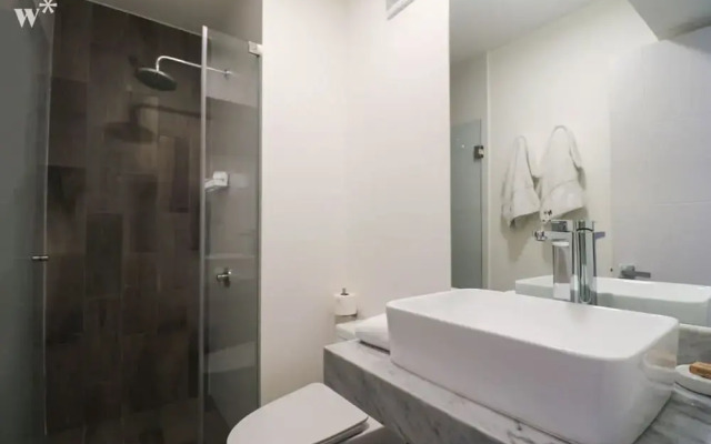 w Comfortable 2BR With Balcony in Miraflores