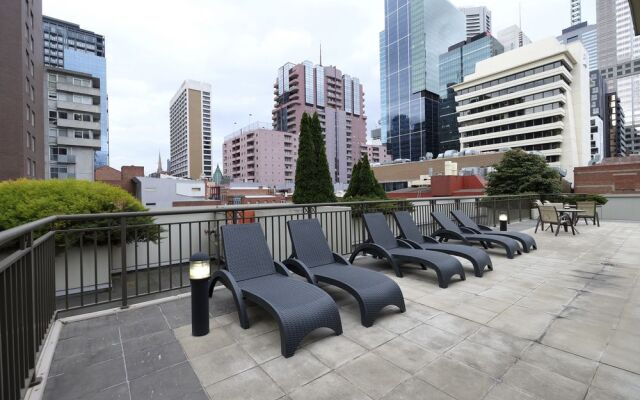 Russell St. Hotel Apartment