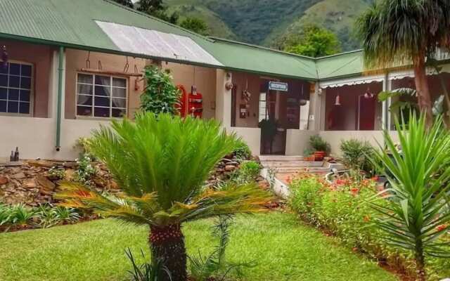 Fountain Baths Guest Cottages