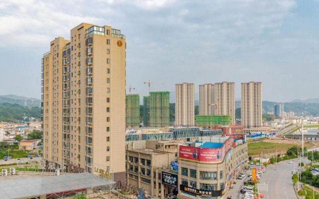 Tianyue Junlan Hotel