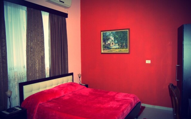 VILA LILI Guest House - Berat