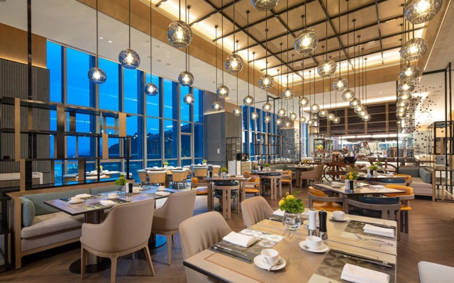 Hualuxe Yibin, An IHG Hotel