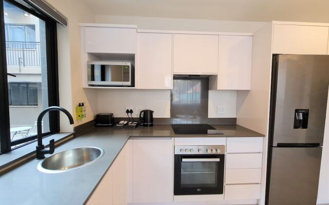 MINT Apartments Greenside