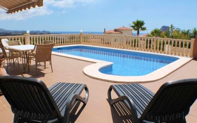 Villa with 4 Bedrooms in Calp, with Wonderful Sea View, Private Pool And Furnished Garden - 3 Km From the Beach