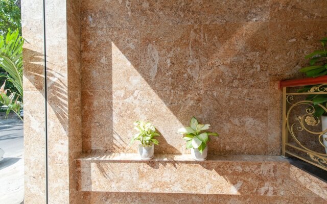 Uy Dương Hotel & Apartment - Nha Trang