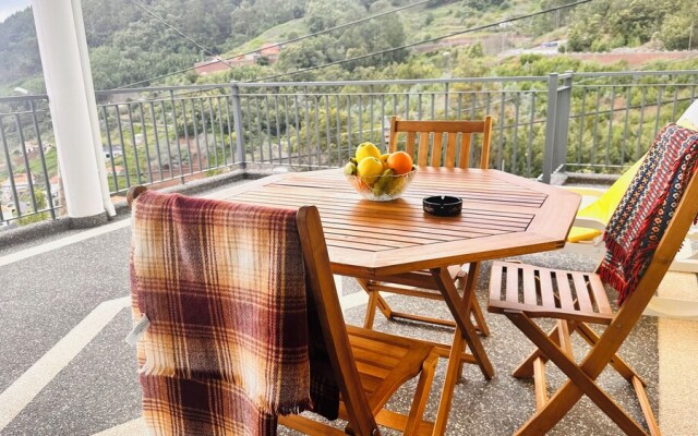 Panoramic sea and Mountain View 2 Bedroom House