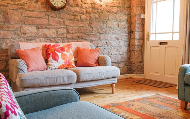 Cloudberry Cottage