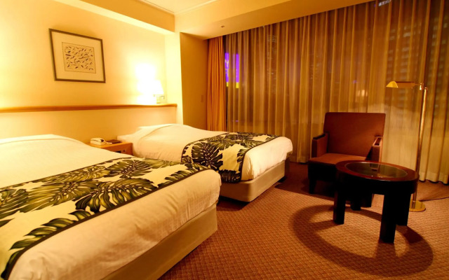 Breezbay Hotel Resort and Spa