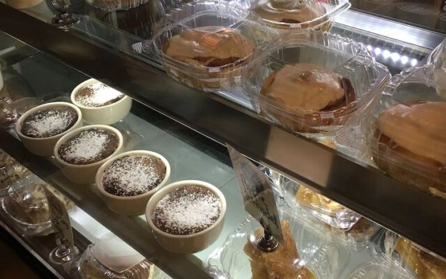 Ambassador Inn And Suites