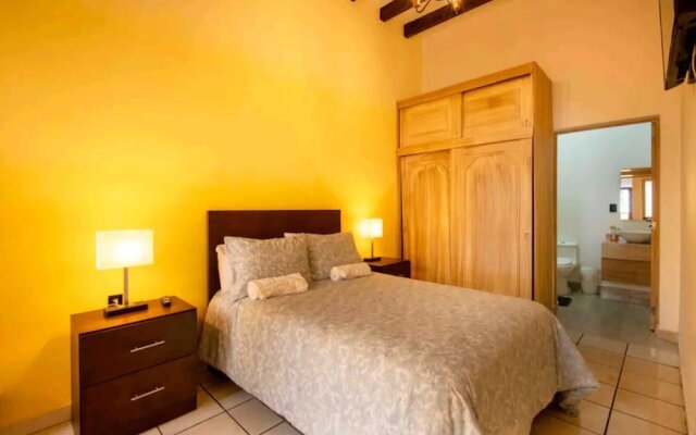 Room in Guest Room - Room for 2 People, Double Bed