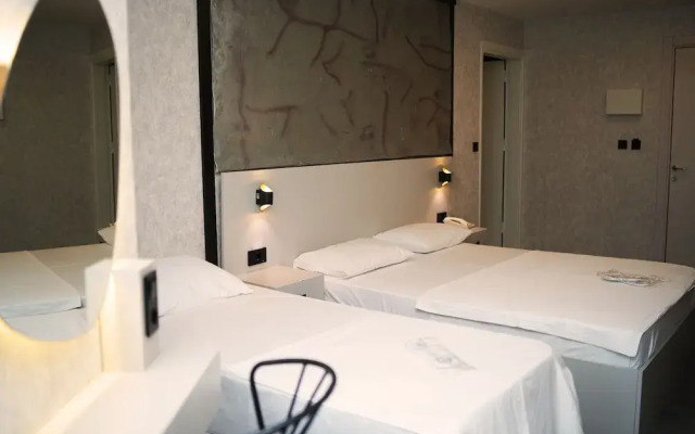 Cali Royal Otel