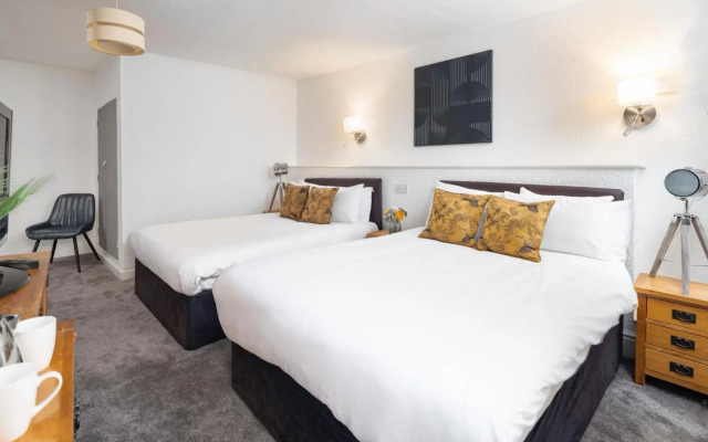 Boars Head Hotel