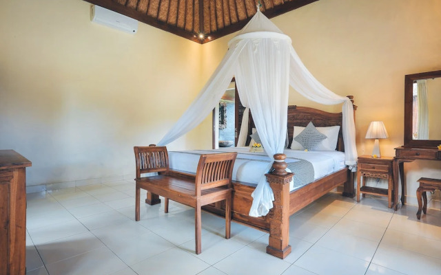The Alus Cottages
