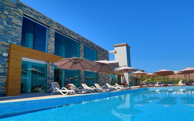 Adabuku Villas