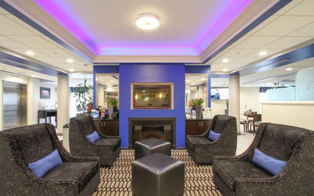 Holiday Inn Oceanside Camp Pendleton Area by IHG