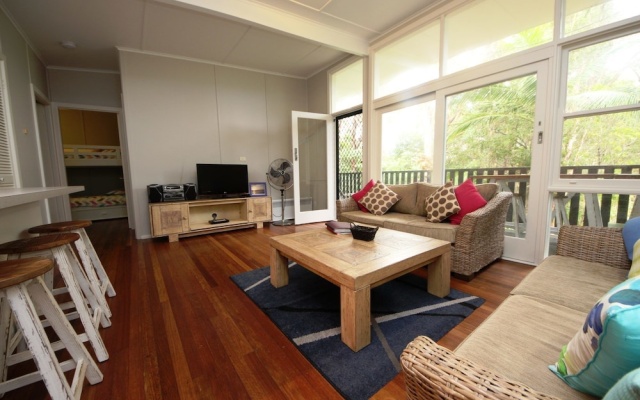 Little Bay Cottage at South West Rocks – Guest Rooms – Arakoon