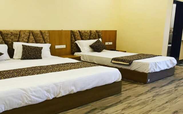 Hotel Fun Park Sanand