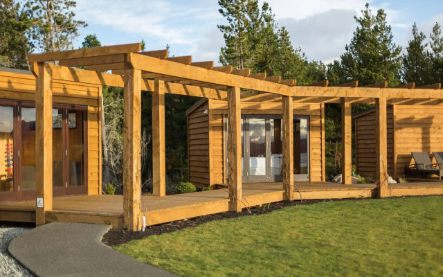 Mt Cook Lakeside Retreat