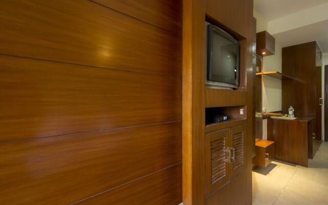 FabHotel Hallmark Inn Jubilee Hills